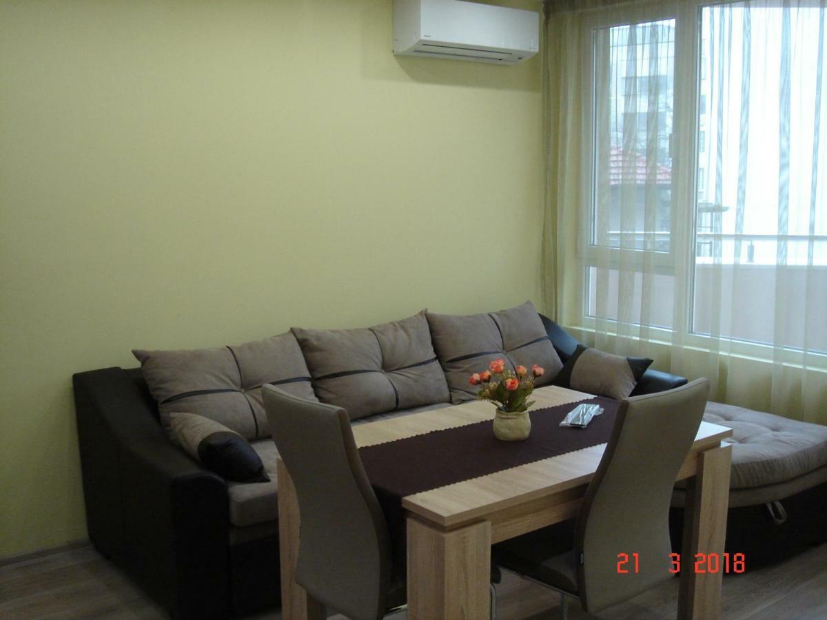 בורגאס Apartment Deni מראה חיצוני תמונה