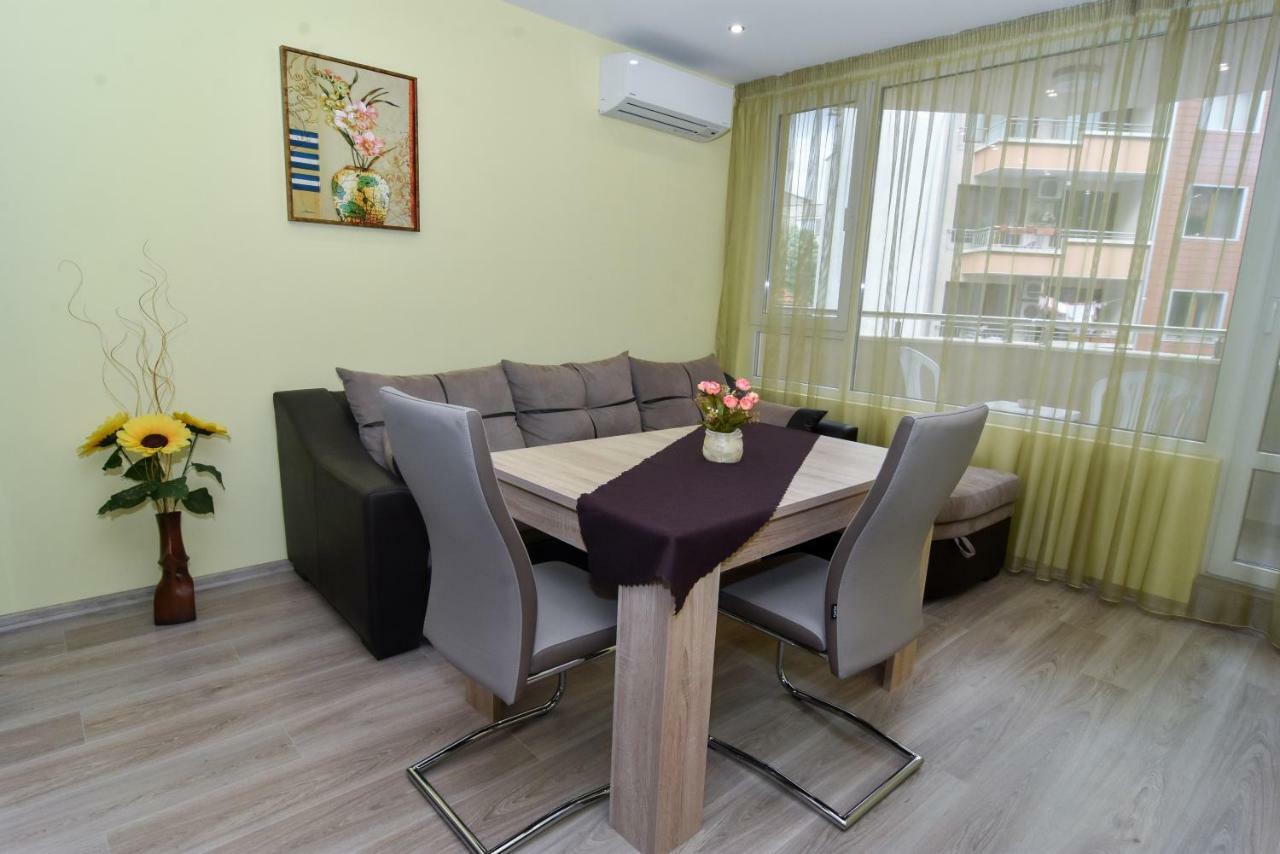 בורגאס Apartment Deni מראה חיצוני תמונה